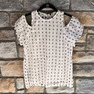 Cute Off the Shoulder Embroidered Cotton Top Sz XS